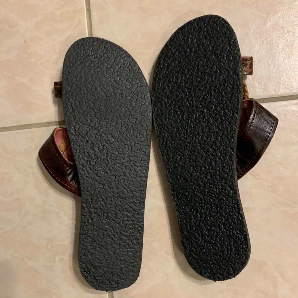 Handmade Leather Sandals- NWOT - Picture 2 of 2